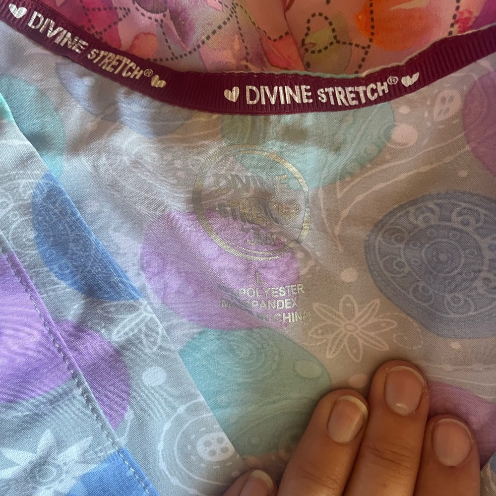 Scrub tops! - Picture 2 of 3